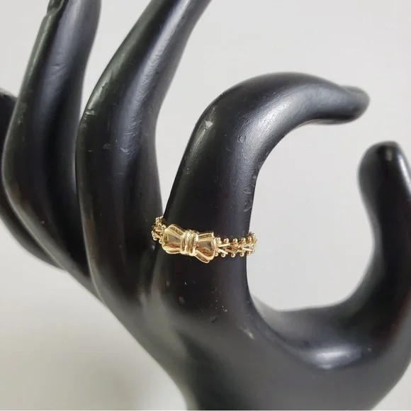 14K Gold Bow Flexible Ring - Picture 5 of 7